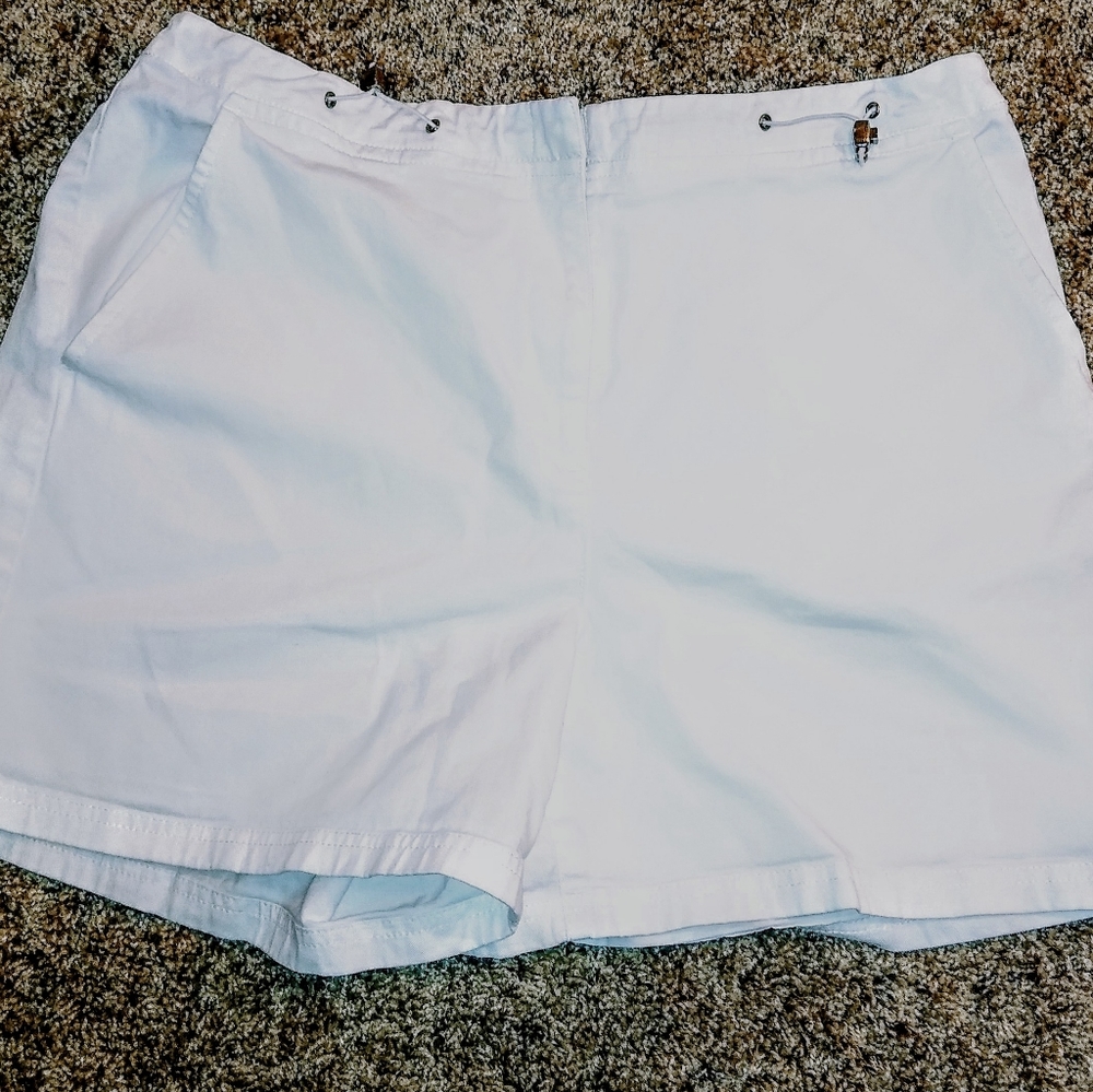 Ann Taylor white shorts